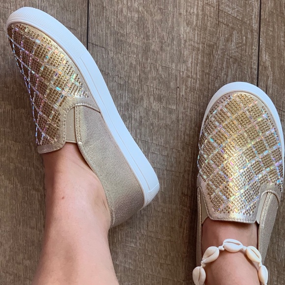 1 left Rhinestone White Platform Slip-On Sneaker 6 - Picture 2 of 8